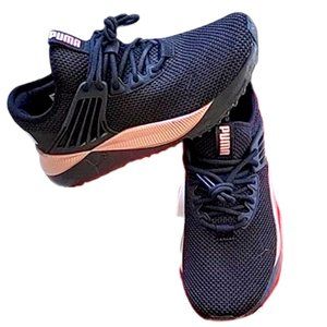 Sneakers Puma Women's Black/Rose Gold size 6.5 SOFTFOAM EUR 37 UK 4 CM 23